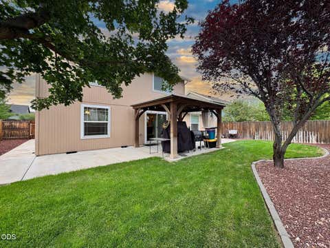 Tiny photo for 3028 SW Indian Place, Redmond, OR 97756 (MLS # 220223910)