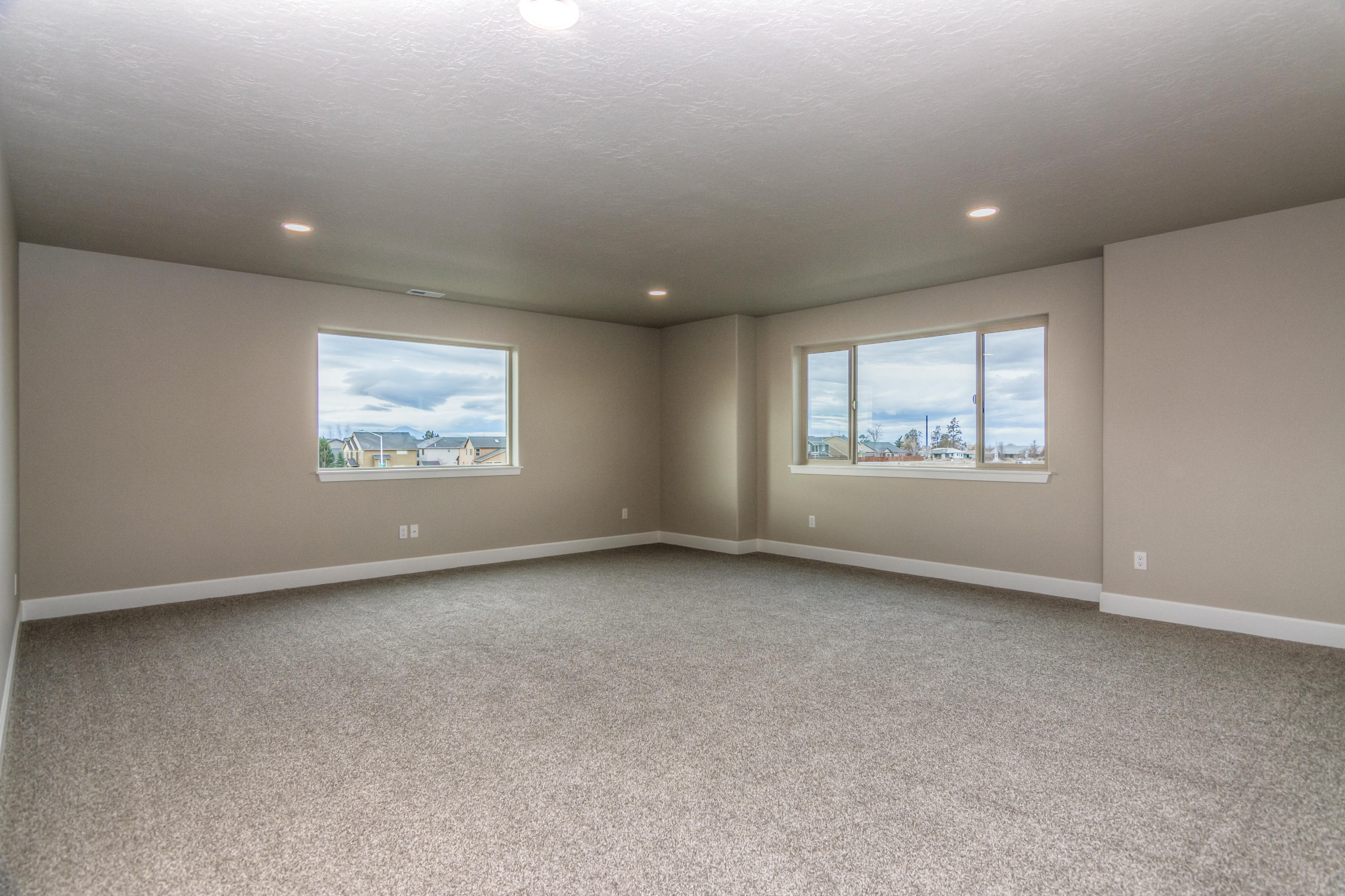 Dry Canyon - Residential