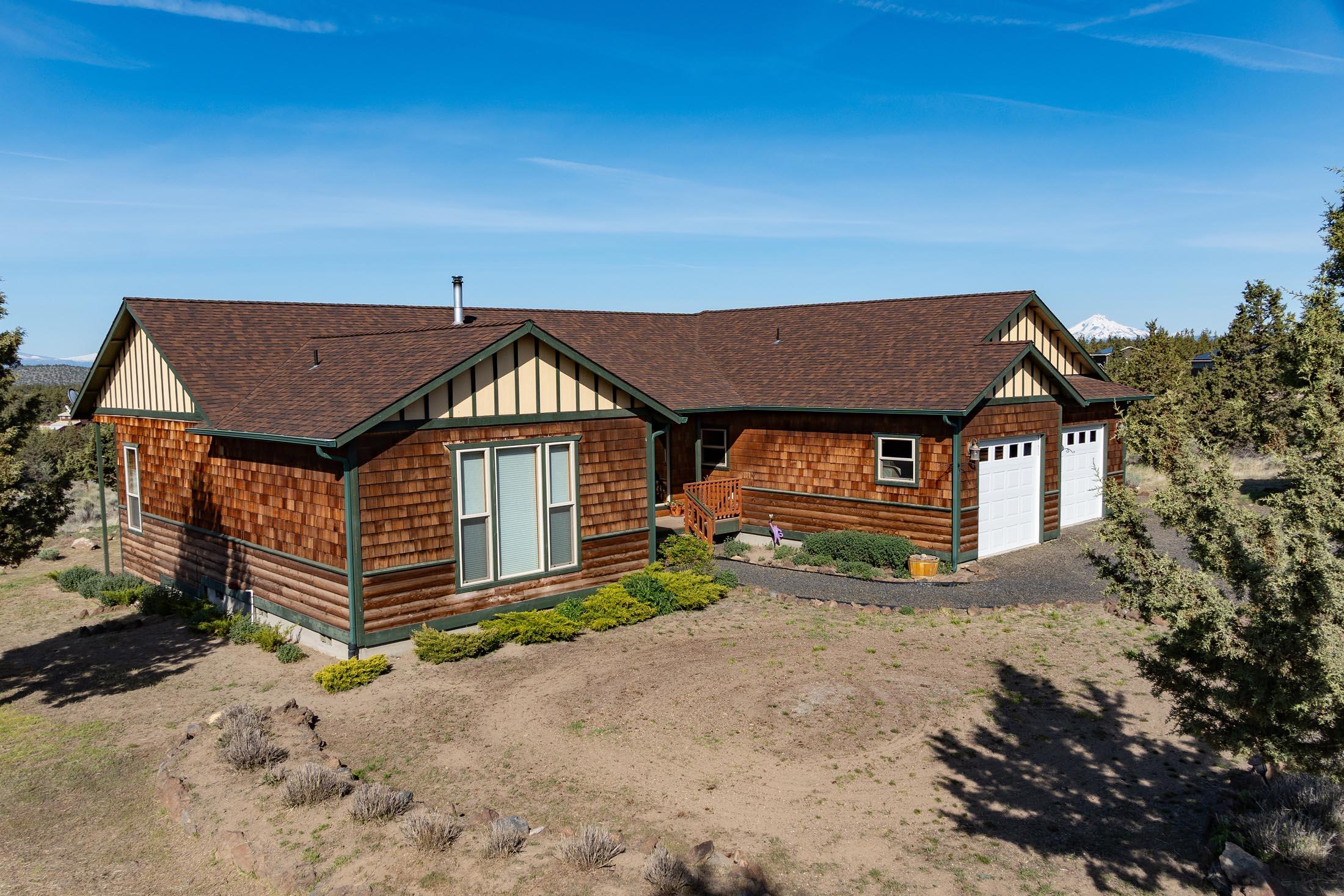6215 SW Marmot Court