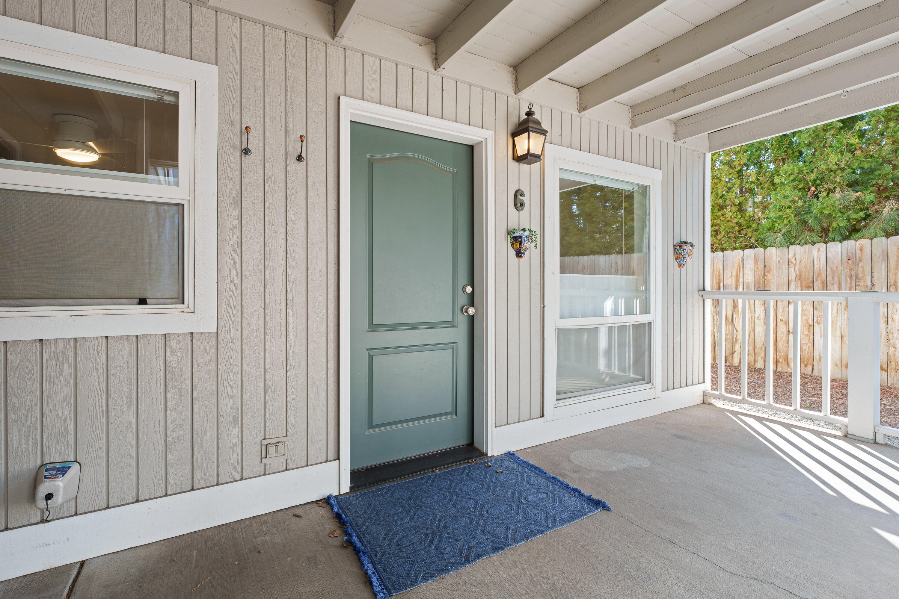 1439 NW Juniper Street 6