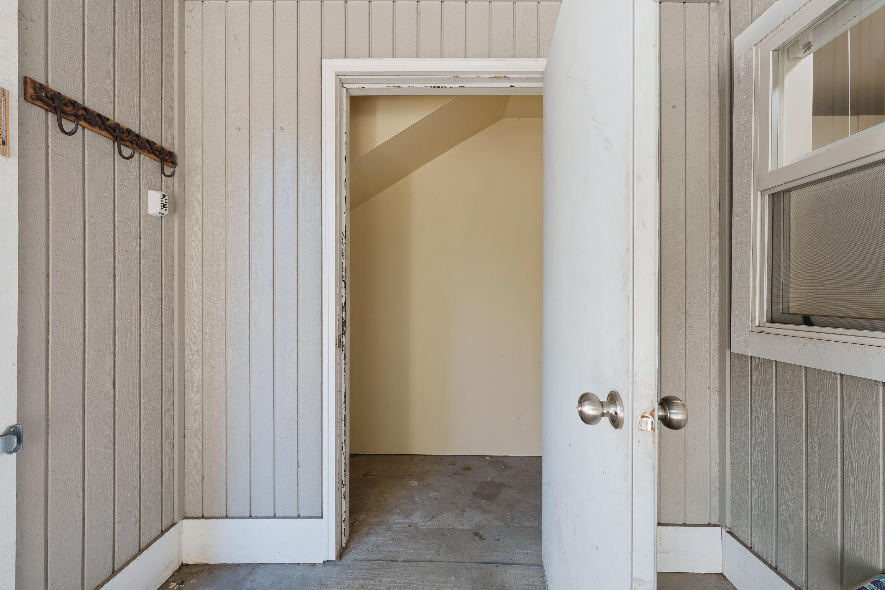 1439 NW Juniper Street 6