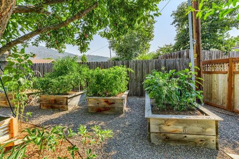 Tiny photo for 335 Meadow Slope Drive, Talent, OR 97540 (MLS # 220210882)