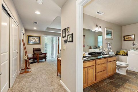 Tiny photo for 335 Meadow Slope Drive, Talent, OR 97540 (MLS # 220210882)
