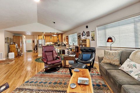 Tiny photo for 335 Meadow Slope Drive, Talent, OR 97540 (MLS # 220210882)