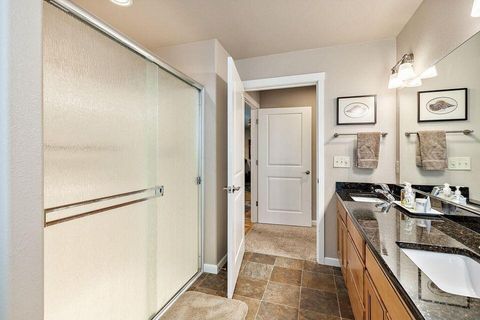 Tiny photo for 335 Meadow Slope Drive, Talent, OR 97540 (MLS # 220210882)