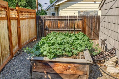 Tiny photo for 335 Meadow Slope Drive, Talent, OR 97540 (MLS # 220210882)