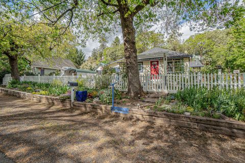 Tiny photo for 1203 4th Avenue, Gold Hill, OR 97525 (MLS # 220219560)