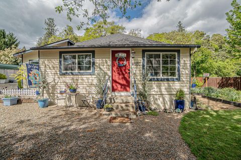 Tiny photo for 1203 4th Avenue, Gold Hill, OR 97525 (MLS # 220219560)