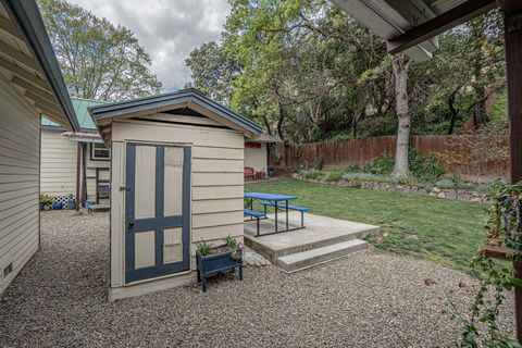 Tiny photo for 1203 4th Avenue, Gold Hill, OR 97525 (MLS # 220219560)