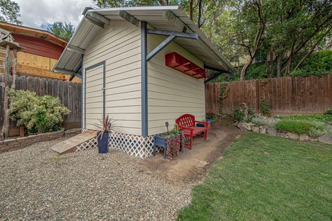 Tiny photo for 1203 4th Avenue, Gold Hill, OR 97525 (MLS # 220219560)