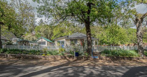 Tiny photo for 1203 4th Avenue, Gold Hill, OR 97525 (MLS # 220219560)