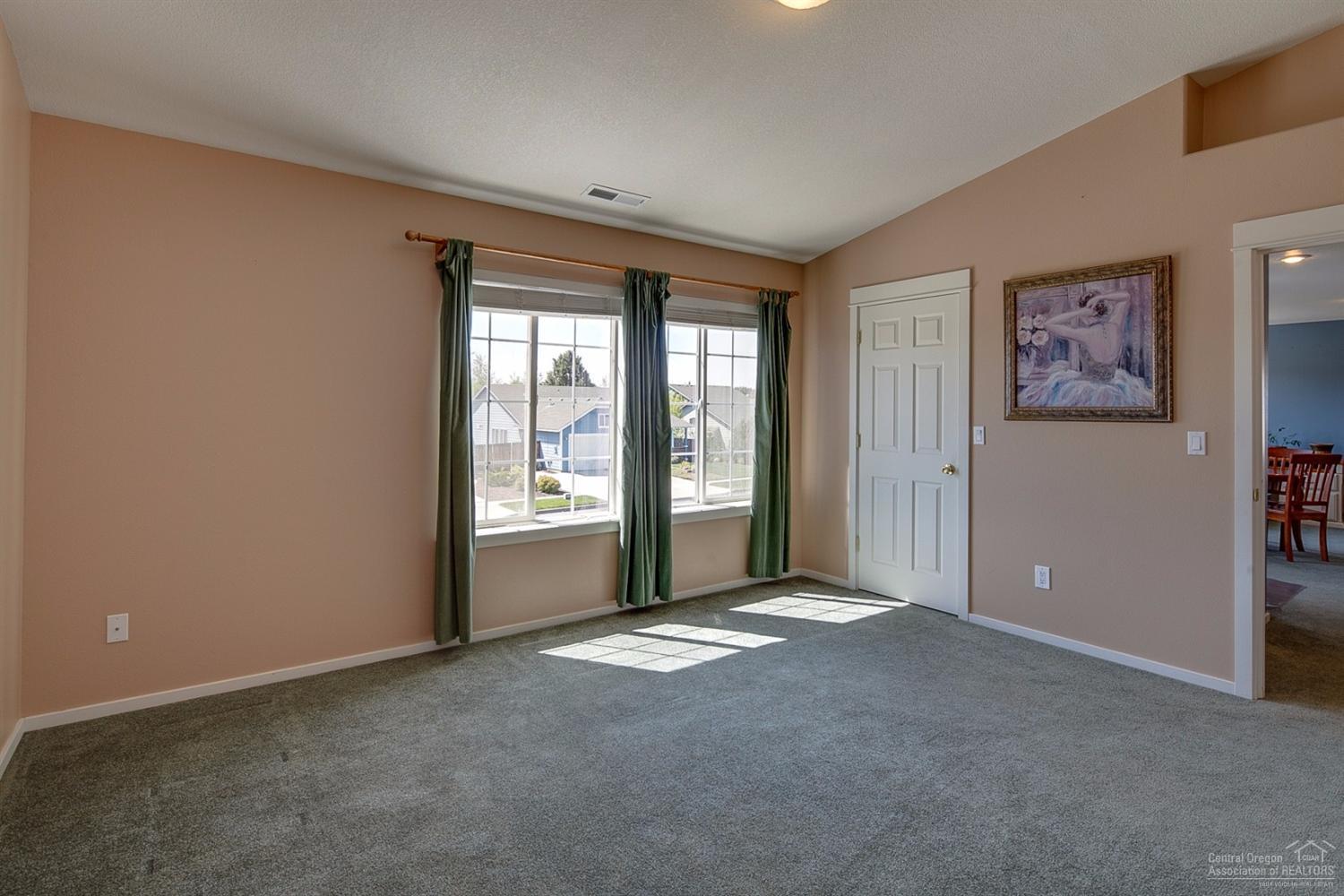 Terrango Glen - Residential