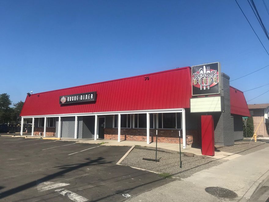 Well cared for former restaurant space with hoods, walk-in cooler, floor drains, and other infrastructure in place.  Located on E. Jackson Street near the intersection of Central, with ample parking.  Call Listing Broker for additional information or to arrange tours.