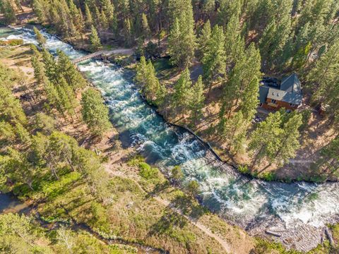 Tiny photo for 53531 Kokanee Way, La Pine, OR 97739 (MLS # 220221195)