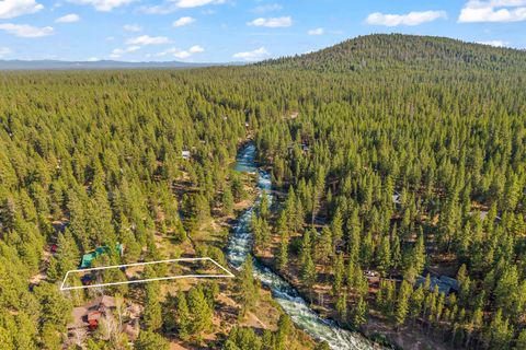 Tiny photo for 53531 Kokanee Way, La Pine, OR 97739 (MLS # 220221195)