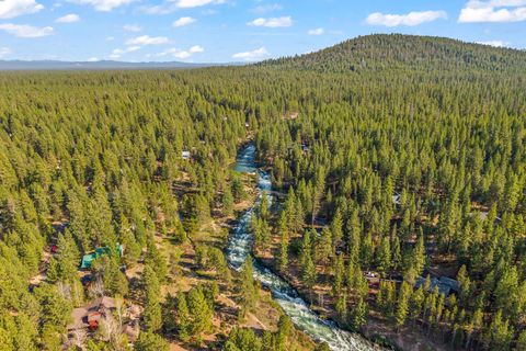 Tiny photo for 53531 Kokanee Way, La Pine, OR 97739 (MLS # 220221195)