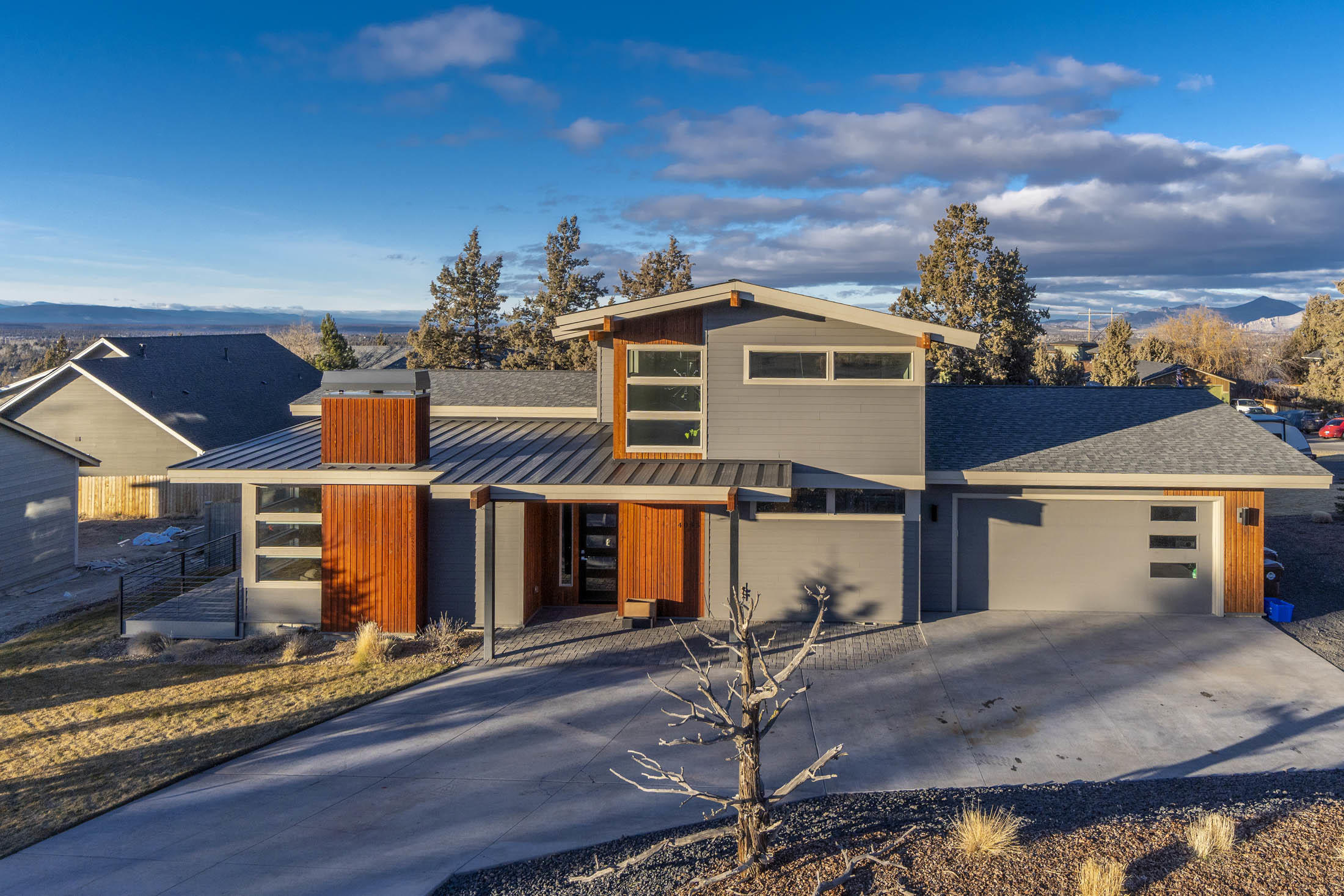 Sunset Summit - Residential