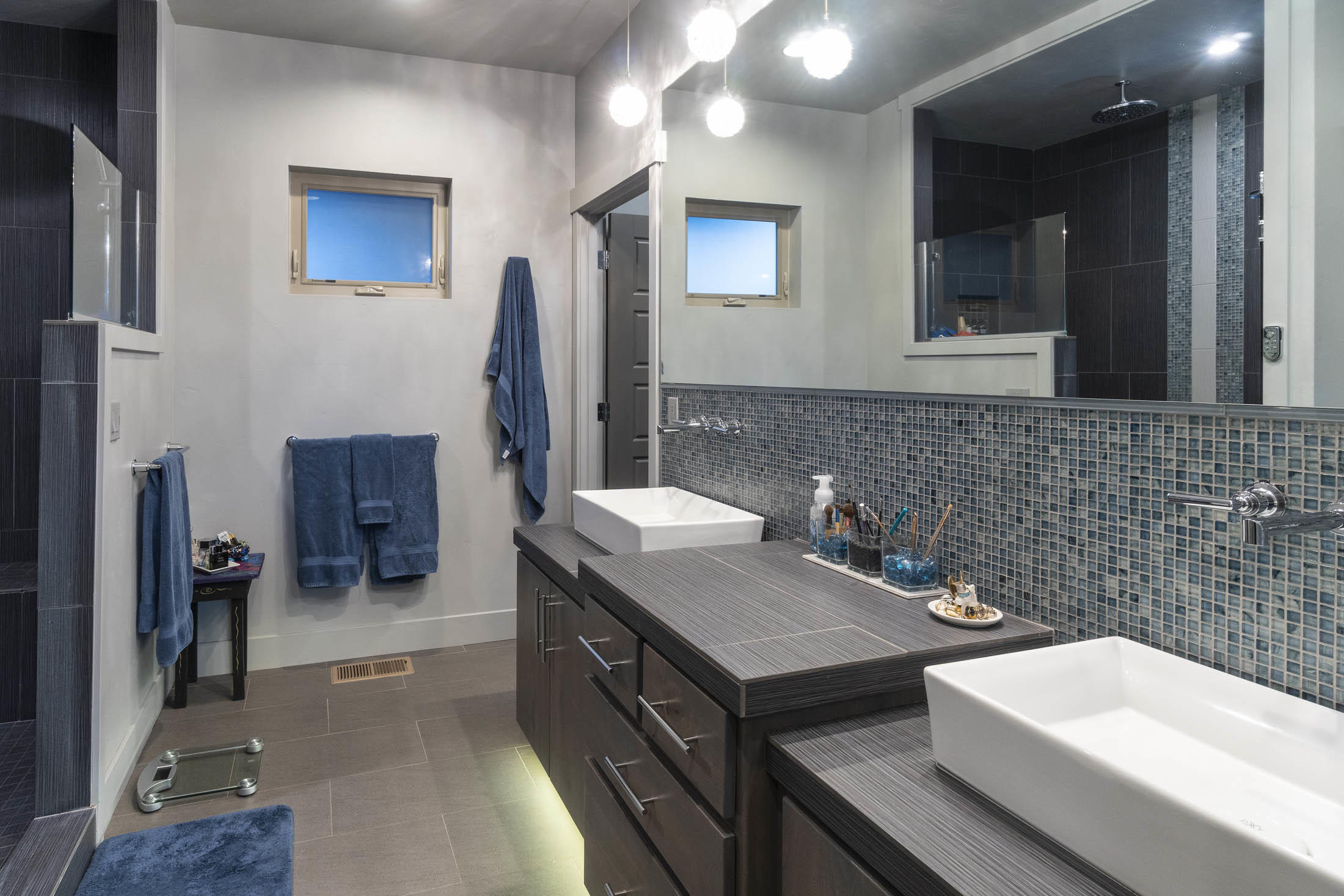 Sunset Summit - Residential