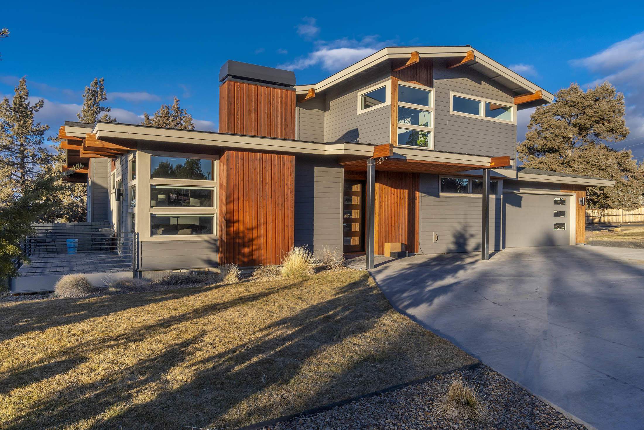 Sunset Summit - Residential