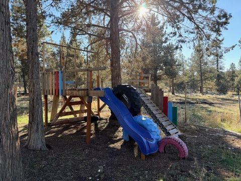 Tiny photo for 7135 Wood Duck Drive, Bonanza, OR 97623 (MLS # 220213283)
