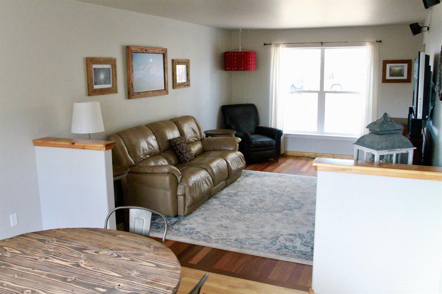 Edge O The Pines - Residential