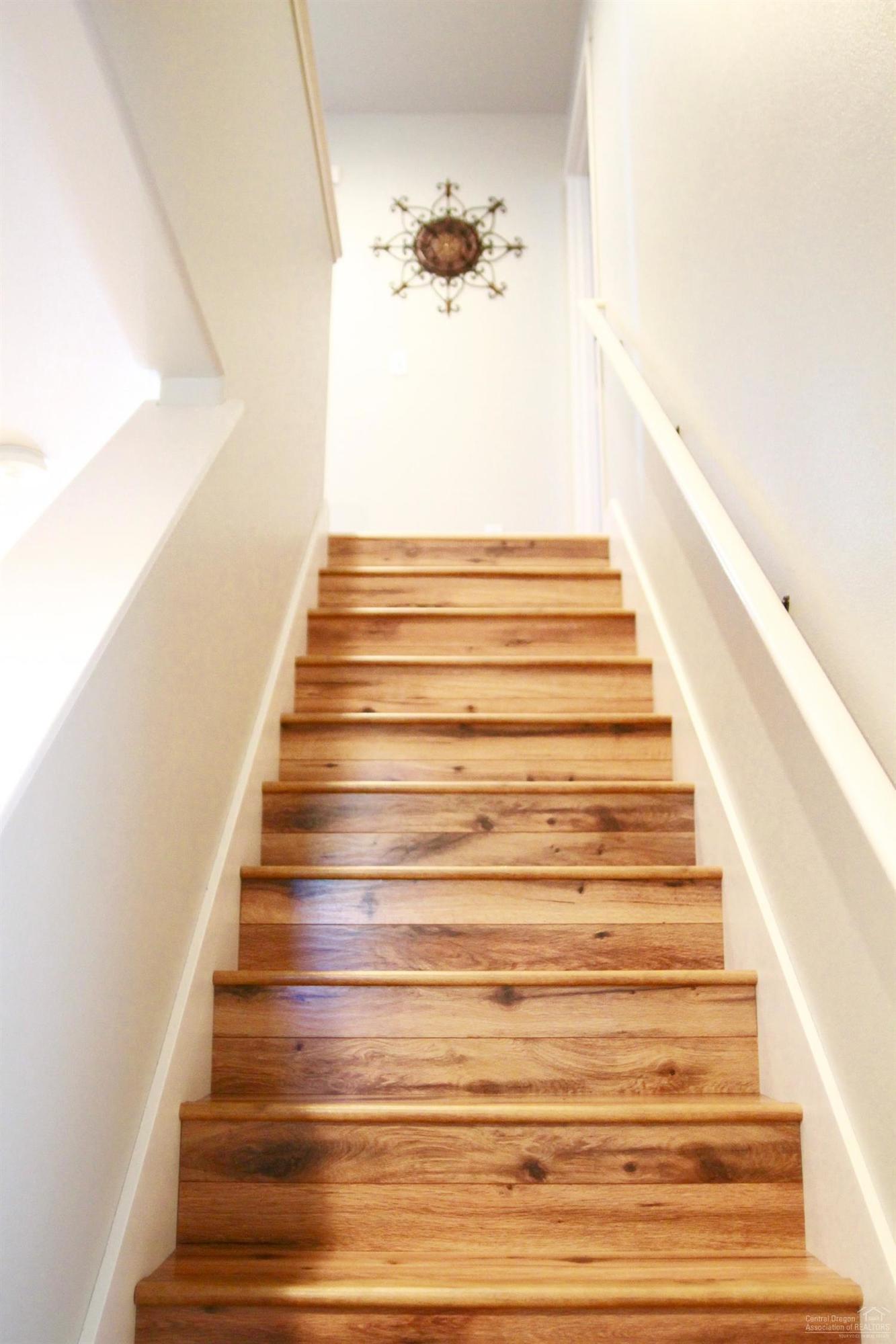 Edge O The Pines - Residential