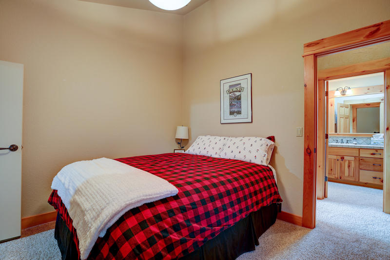 River Rim - Residential