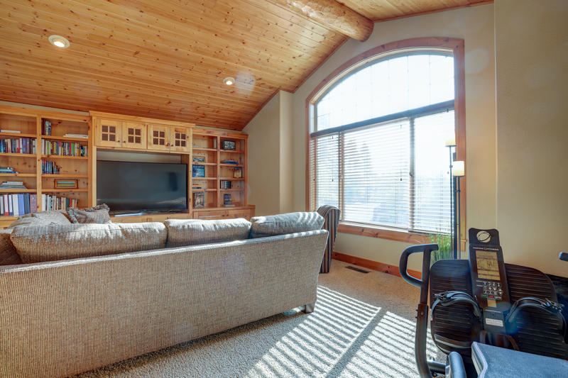 River Rim - Residential