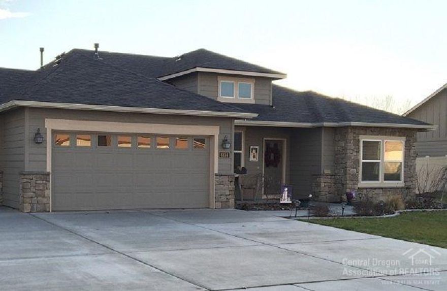 Beautiful Mt. Views in SW Redmond! Summit Crest has a Country feel yet is minutes from shopping, restaurants, schools and the Airport. This Snowbrush Floor plan will feature Great room openness, Quartz counters, Black GE appliances, Laminate wood flooring in kitchen/dining, full premium lap siding, fully landscaped front & back with covered patio. This home does not have vaults as shown on tour. Comes with a one year builder warranty. Home is New Construction. Picture are of similar home. Home is presold.