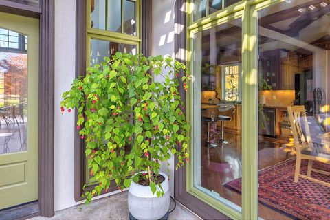 Tiny photo for 903 Nicklaus Point Lane, Grants Pass, OR 97526 (MLS # 220212046)