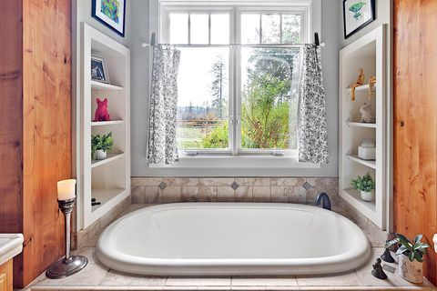 Tiny photo for 903 Nicklaus Point Lane, Grants Pass, OR 97526 (MLS # 220212046)