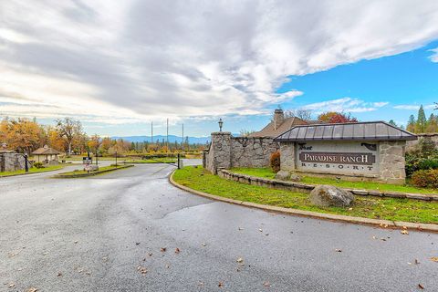 Tiny photo for 903 Nicklaus Point Lane, Grants Pass, OR 97526 (MLS # 220212046)