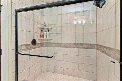 Tiny photo for 903 Nicklaus Point Lane, Grants Pass, OR 97526 (MLS # 220212046)