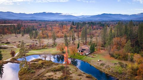 Tiny photo for 903 Nicklaus Point Lane, Grants Pass, OR 97526 (MLS # 220212046)