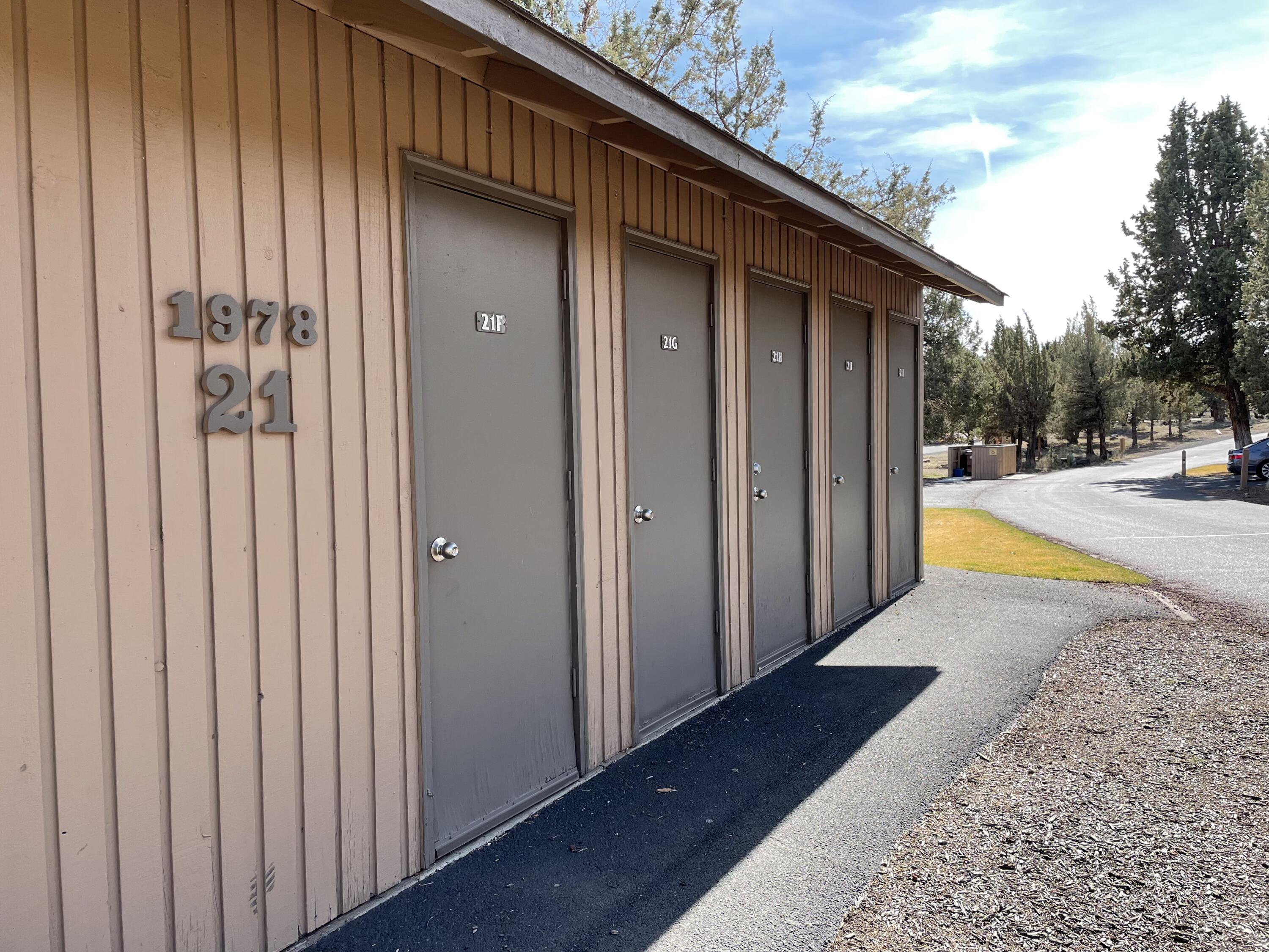 Eagle Crest - Residential
