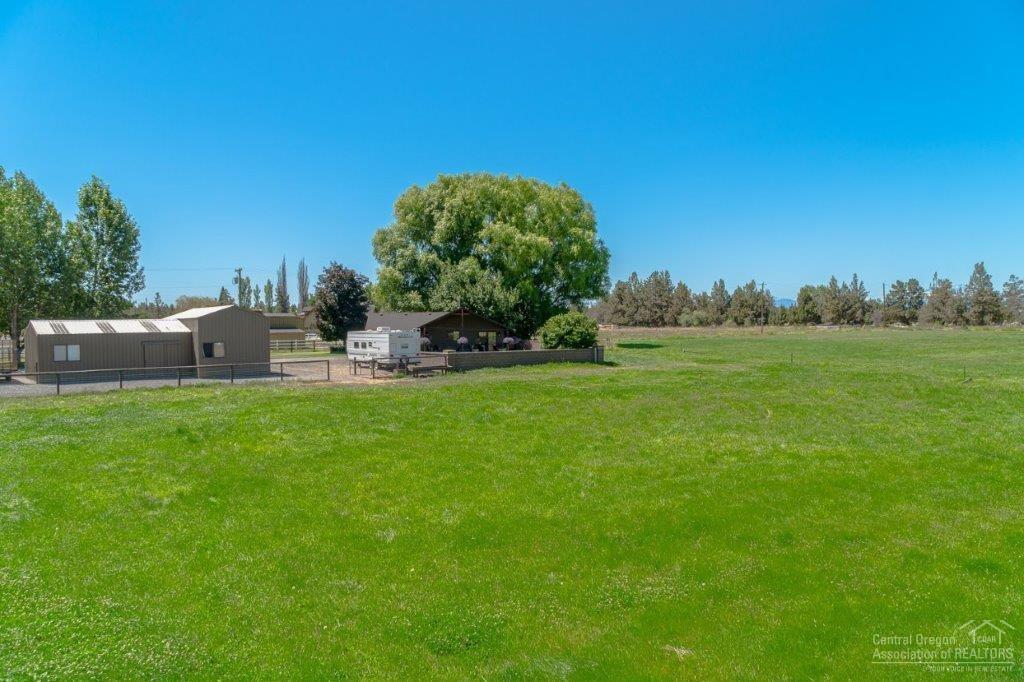 Crooked River Estate - Residential