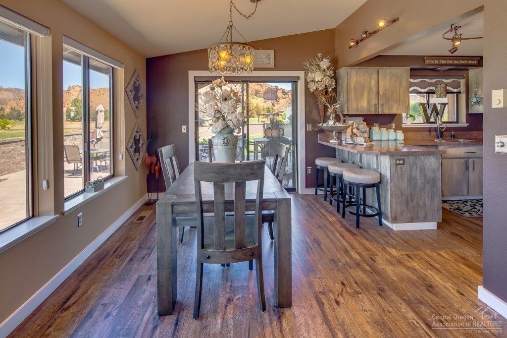 Crooked River Estate - Residential