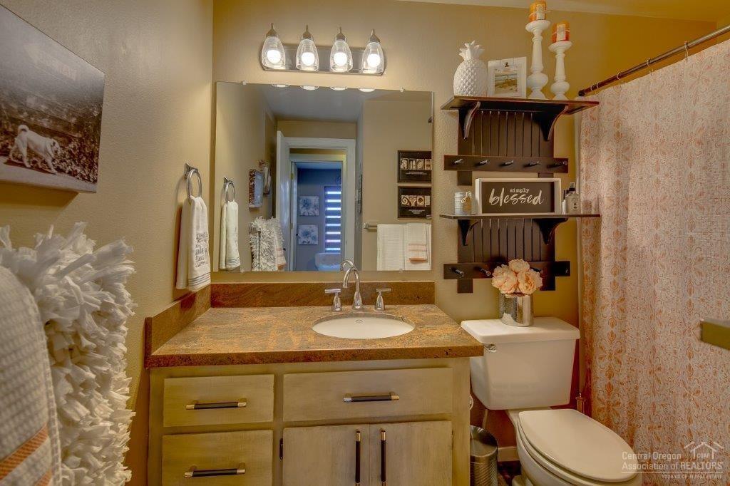 Crooked River Estate - Residential