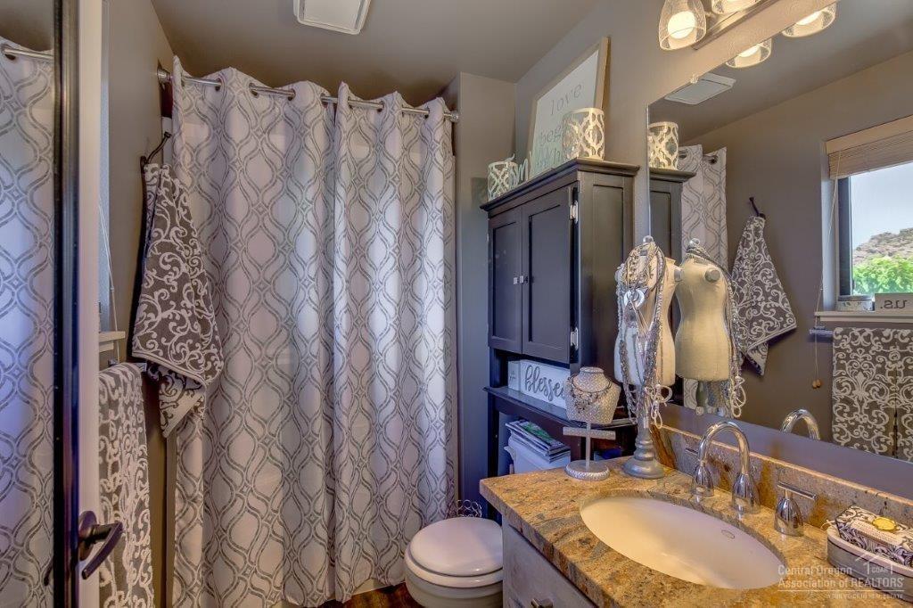 Crooked River Estate - Residential