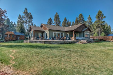 Tiny photo for 56081 Snow Goose Court, Bend, OR 97707 (MLS # 220210578)