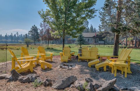 Tiny photo for 56081 Snow Goose Court, Bend, OR 97707 (MLS # 220210578)