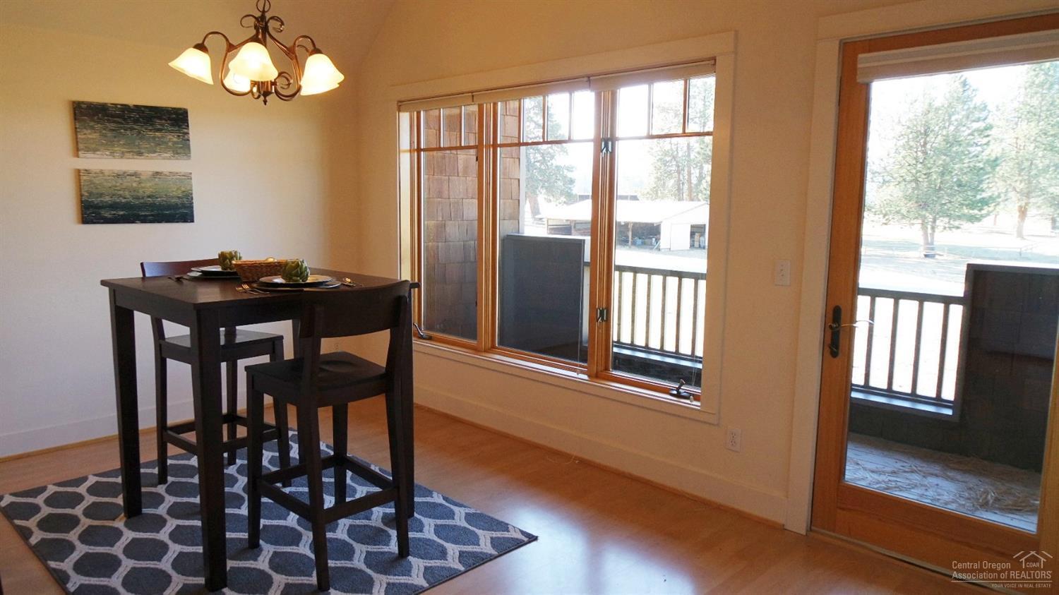 Pine Meadow Vill - Residential