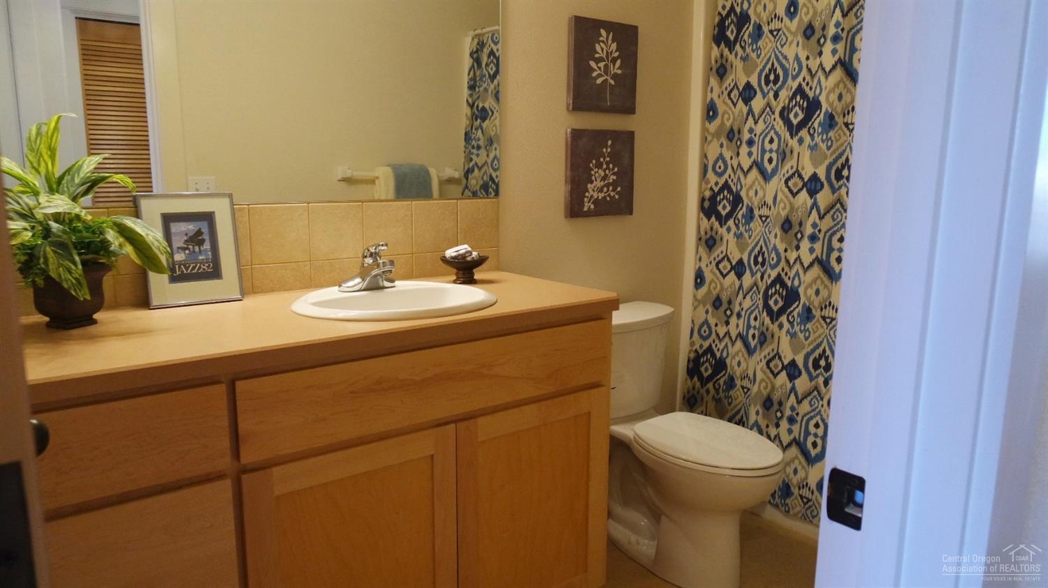 Pine Meadow Vill - Residential