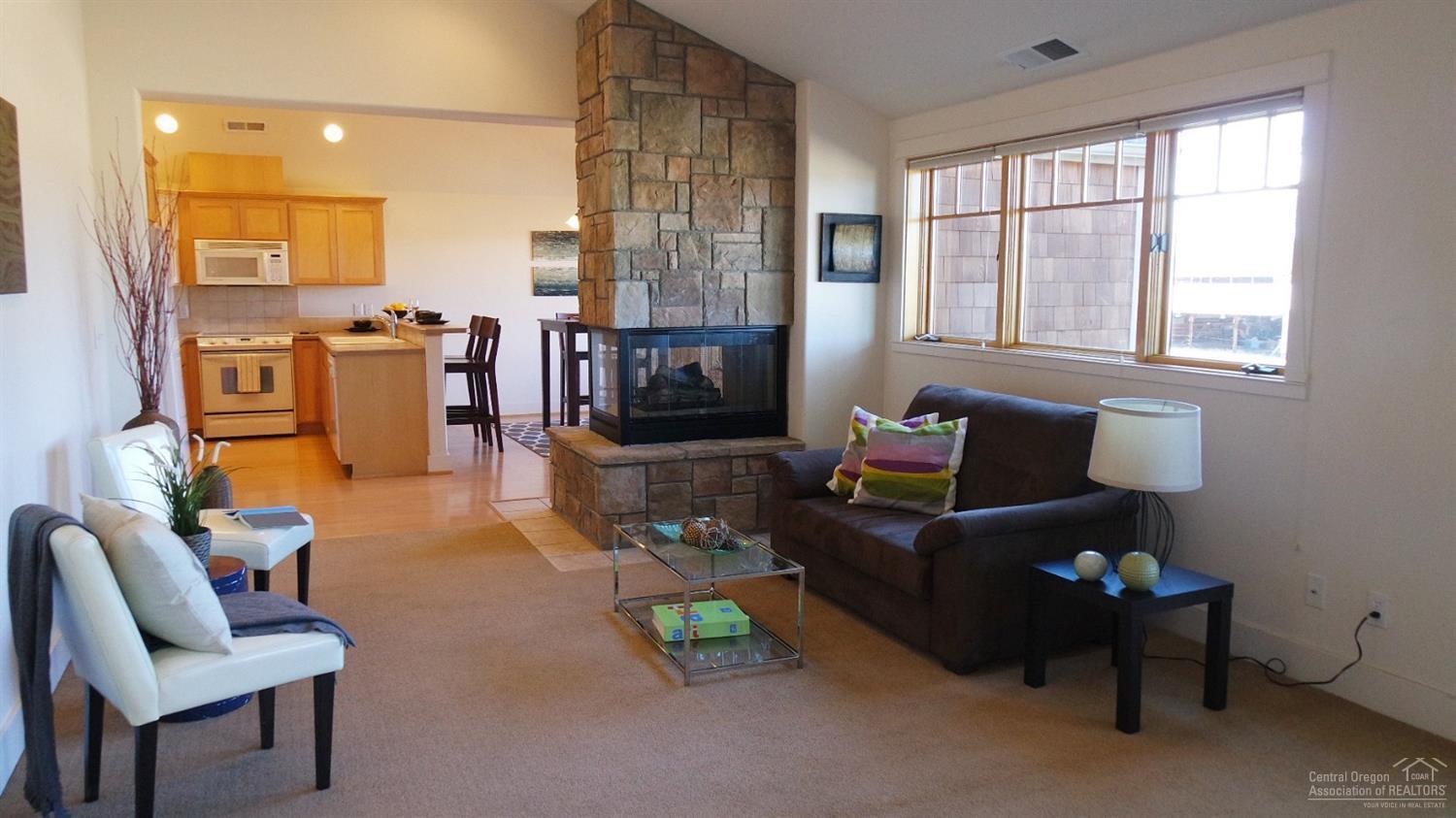 Pine Meadow Vill - Residential