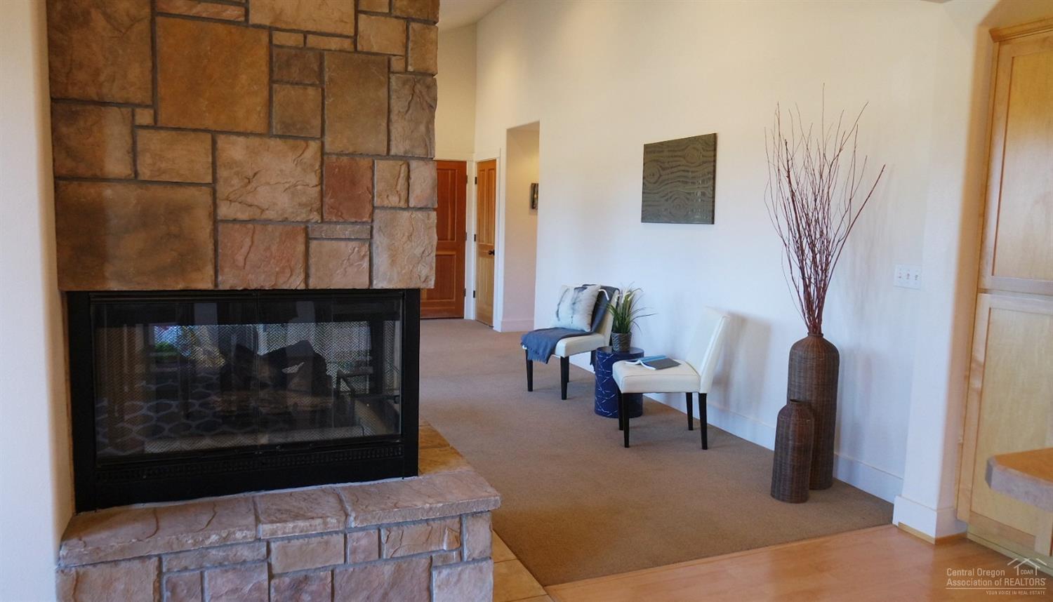 Pine Meadow Vill - Residential