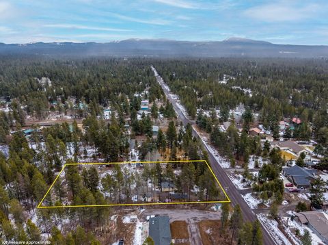 Tiny photo for 16122 Lava Drive, La Pine, OR 97739 (MLS # 220215727)