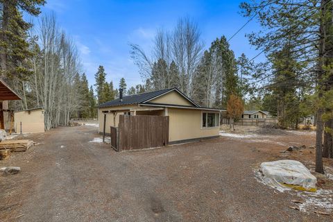 Tiny photo for 16122 Lava Drive, La Pine, OR 97739 (MLS # 220215727)