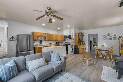 Tiny photo for 16122 Lava Drive, La Pine, OR 97739 (MLS # 220215727)