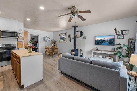 Tiny photo for 16122 Lava Drive, La Pine, OR 97739 (MLS # 220215727)