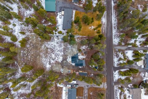 Tiny photo for 16122 Lava Drive, La Pine, OR 97739 (MLS # 220215727)